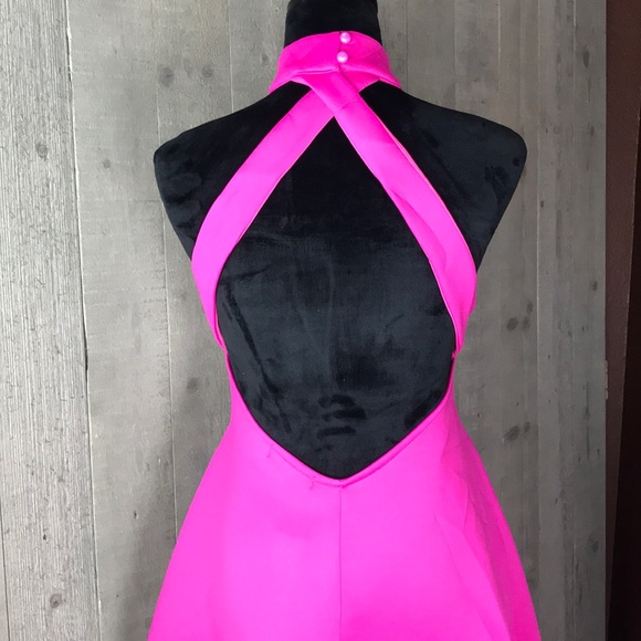 SLEEVELESS CRISSCROSS TOP - Picture 4 of 8